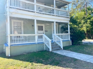 Move-In Special. 1 Month Free at 816 Hays Street