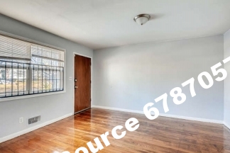 Bright & Cozy Home in Prime East Point Location