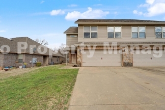 Discover your dream home in Bentonville, AR!