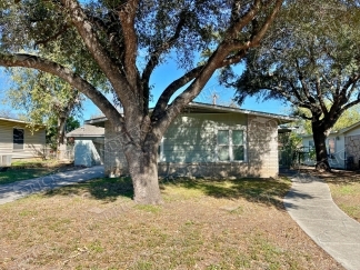 Charming One Story Home at 335 Saratoga in San Antonio
