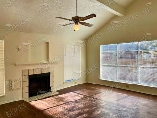 Spacious Home Near Randolph AFB at 5010 Fern Lake