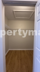 Charming 2-Bed, 2-Bath Townhouse in Wellington