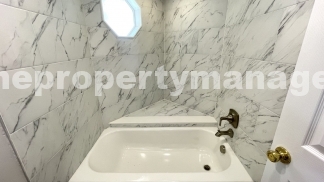 Spacious 2-Bedroom in Jupiter with 2.5 Baths!