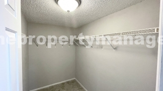 Spacious 2-Bedroom in Jupiter with 2.5 Baths!