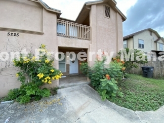 Charming 2-Bedroom Apartment at 5225 Meadow Field, San Antonio