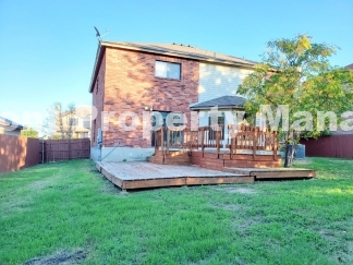 Spacious 4-Bedroom Haven with 2.5 Baths in Converse, TX - Your Dream Home Awaits at 8031 Cherry Glade!