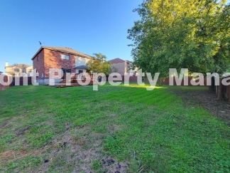 Spacious 4-Bedroom Haven with 2.5 Baths in Converse, TX - Your Dream Home Awaits at 8031 Cherry Glade!