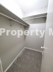 Spacious 4-Bedroom Haven with 2.5 Baths in Converse, TX - Your Dream Home Awaits at 8031 Cherry Glade!