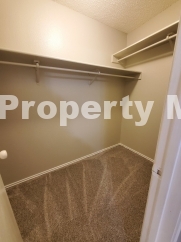 Spacious 4-Bedroom Haven with 2.5 Baths in Converse, TX - Your Dream Home Awaits at 8031 Cherry Glade!