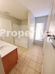 Spacious 4-Bedroom Haven with 2.5 Baths in Converse, TX - Your Dream Home Awaits at 8031 Cherry Glade!