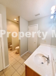 Spacious 4-Bedroom Haven with 2.5 Baths in Converse, TX - Your Dream Home Awaits at 8031 Cherry Glade!