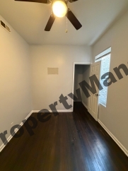 7224 S Saint Lawrence Avenue, Unit 2, Chicago, IL 60619