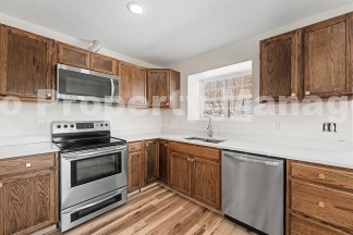 Don't miss out on this opportunity to elevate your living experience in Rogers, AR.