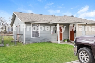 Charming 2-Bedroom Retreat at 820 West Olmos Drive – Cozy Living in San Antonio!