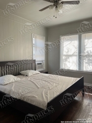 309 E Lullwood San Antonio TX Furnished 2 Bedroom Duplex Near Trinity University