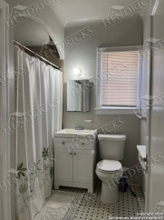 309 E Lullwood San Antonio TX Furnished 2 Bedroom Duplex Near Trinity University