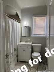 309 E Lullwood San Antonio TX Furnished 2 Bedroom Duplex Near Trinity University