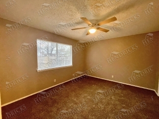 2 Bedroom Duplex for Rent in San Antonio with Garage and Private Backyard