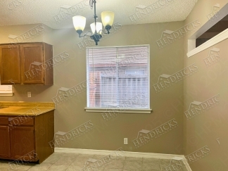 2 Bedroom Duplex for Rent in San Antonio with Garage and Private Backyard