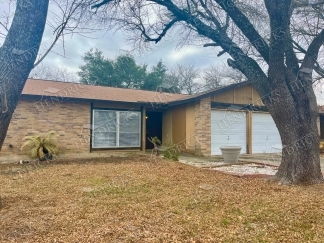 Three Bedroom Two Bath Home Near Northern Hills, Wood, and Madison
