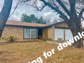 Three Bedroom Two Bath Home Near Northern Hills, Wood, and Madison