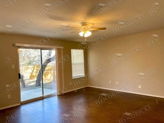 Spacious 4 Bedroom Home with Loft Near Randolph AFB