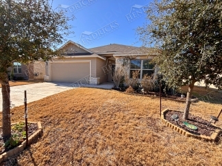 Spacious One Story 3 Bedroom Home with Covered Patio in Converse