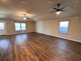 Spacious One Story 3 Bedroom Home with Covered Patio in Converse