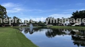 Charming 2-Bed with Scenic Views in Boynton Beach