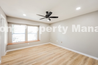 Charming 3-Bedroom Oasis with 2 Full Baths in San Antonio – Your Perfect 1,322 Sq. Ft. Retreat Awaits at 7030 Settlers Ridge!