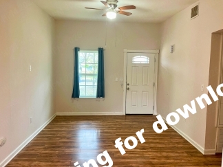 Charming 2 Bedroom Home Near Historic Landmarks in San Antonio