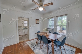 Spacious 2 Bedroom Apartment in Monte Vista Near Downtown San Antonio