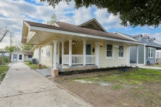 Updated 3 Bedroom Historic Home Near Woodlawn Lake in Northwest San Antonio