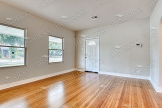 Updated 3 Bedroom Historic Home Near Woodlawn Lake in Northwest San Antonio