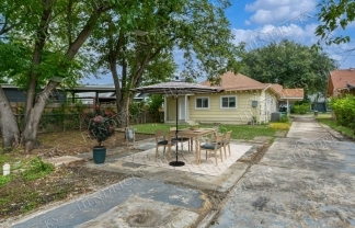 Updated 3 Bedroom Historic Home Near Woodlawn Lake in Northwest San Antonio