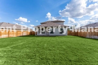 4-Bed Sanctuary with 2.5 Baths in San Antonio – Your Dream Home Awaits!