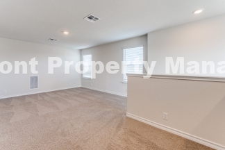 4-Bed Sanctuary with 2.5 Baths in San Antonio – Your Dream Home Awaits!