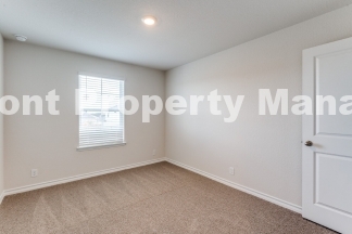 4-Bed Sanctuary with 2.5 Baths in San Antonio – Your Dream Home Awaits!