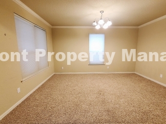 Discover the Delightful San Antonio Rental with a Cozy Fireplace - Come Home to 11927 Jasmine Way Today!