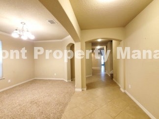 Discover the Delightful San Antonio Rental with a Cozy Fireplace - Come Home to 11927 Jasmine Way Today!