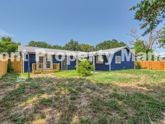 4 bed 2 bath in Meadow Village