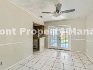 4 bed 2 bath in Meadow Village