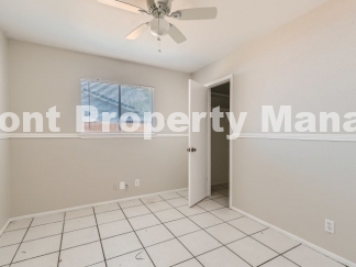 4 bed 2 bath in Meadow Village