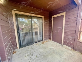 2 Bedroom Condo with Fireplace and Pool View in Medical Center San Antonio