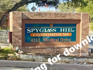 2 Bedroom Condo with Fireplace and Pool View in Medical Center San Antonio