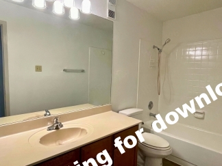 2 Bedroom Condo with Fireplace and Pool View in Medical Center San Antonio