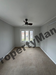 2209 Douglas Ave, Des Plaines, IL, 60018 Des Plaines, IL 60018