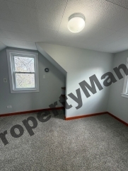 2209 Douglas Ave, Des Plaines, IL, 60018