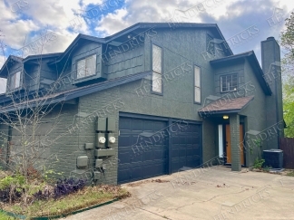 Renovated 2 Bedroom Duplex with Garage Near Airport and North Star Mall