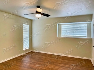 Renovated 2 Bedroom Duplex with Garage Near Airport and North Star Mall